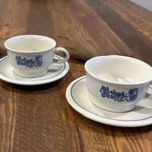 Set Of 4 Pfaltzgraff Yorktowne Pattern Cups Saucers Mugs Stoneware Blue Coffee T